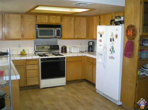 40619 E 172nd St, Lancaster, CA 93535 photo 8