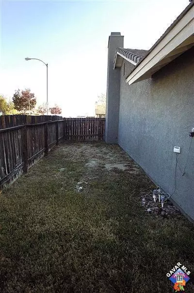 43947 Estrella Ln, Lancaster, CA 93535 photo 3