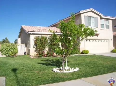 36914 Aristo Pl, Palmdale, CA 93550 photo 2