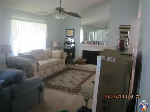 551 Avenue J4 E, Lancaster, CA 93535 photo 3