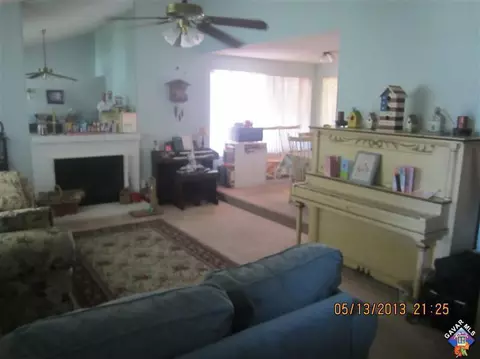 551 Avenue J4 E, Lancaster, CA 93535 photo 4
