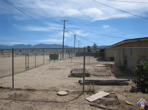 36431 82nd St, Littlerock, CA 93543 photo 5