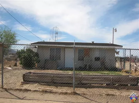 36431 82nd St, Littlerock, CA 93543 photo 1