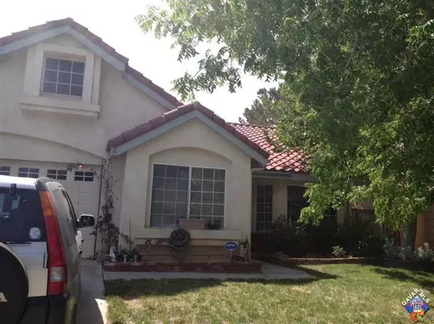 37117 Agate Ct, Palmdale, CA 93550 photo 1