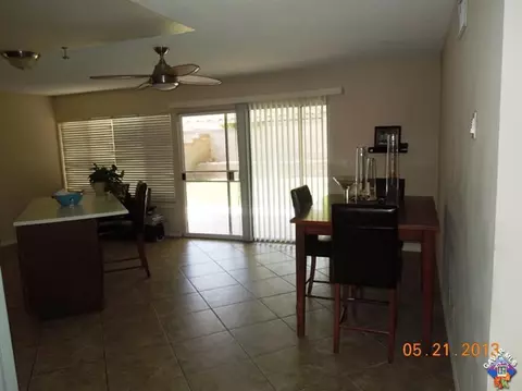 828 Kildare St E, Lancaster, CA 93535 photo 5