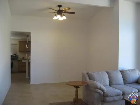 1828 E Nessa Dr, Lancaster, CA 93535 photo 4