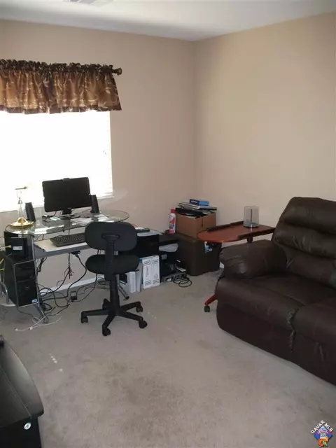 42952 Yaffa St, Lancaster, CA 93535 photo 21
