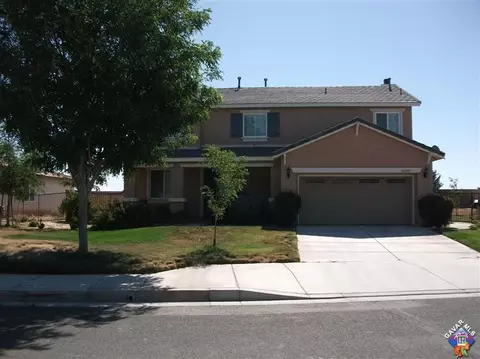 42952 Yaffa St, Lancaster, CA 93535 photo 2