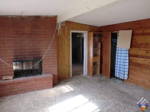 9312 Kemper Rd, Mojave, CA 93501 photo 2