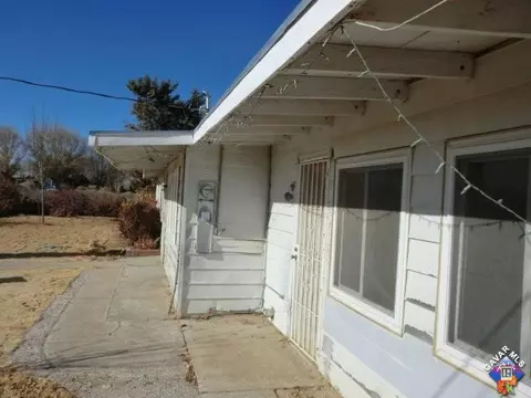 9312 Kemper Rd, Mojave, CA 93501 photo 8