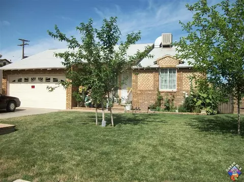 38241 16th St, Palmdale, CA 93550 photo 1