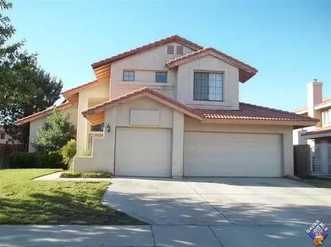 5167 Moonraker Rd, Palmdale, CA 93552 photo 1