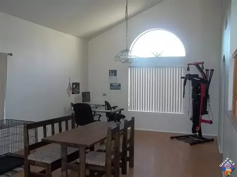 5167 Moonraker Rd, Palmdale, CA 93552 photo 2