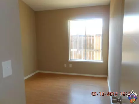 552 Spruce Ct, Palmdale, CA 93550 photo 11