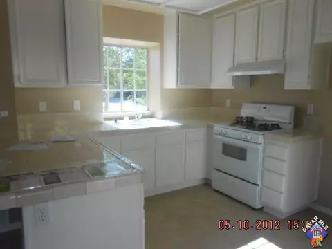 552 Spruce Ct, Palmdale, CA 93550 photo 6