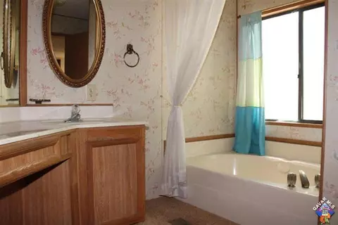 21857 Old Town Rd, Tehachapi, CA 93561 photo 6