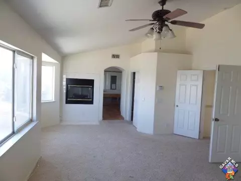 4027 Via Constance, Lancaster, CA 93536 photo 6
