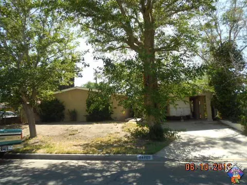 44709 Gingham Ave, Lancaster, CA 93535 photo 1