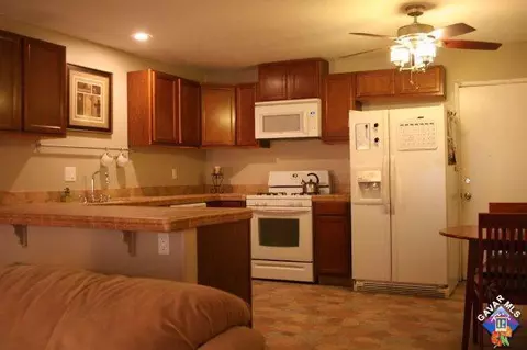 43320 Echard Ave, Lancaster, CA 93536 photo 3