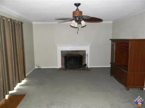 44403 E 8th St, Lancaster, CA 93535 photo 7