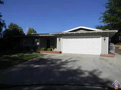 44403 E 8th St, Lancaster, CA 93535 photo 3