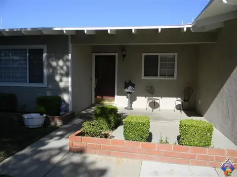 44403 E 8th St, Lancaster, CA 93535 photo 4