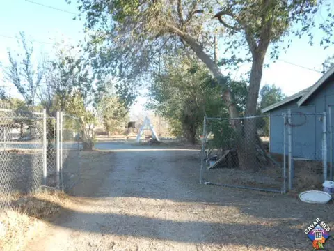 37520 30th St E, Palmdale, CA 93550 photo 5