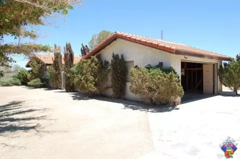 3334 E Avenue H, Lancaster, CA 93535 photo 3