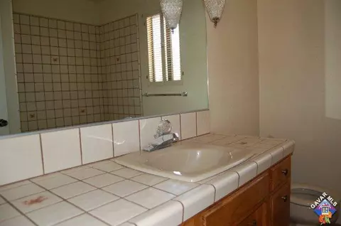 3334 E Avenue H, Lancaster, CA 93535 photo 13