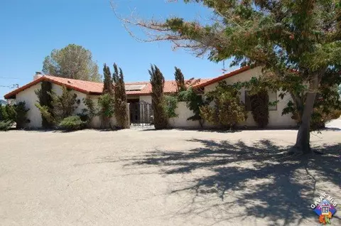 3334 E Avenue H, Lancaster, CA 93535 photo 1