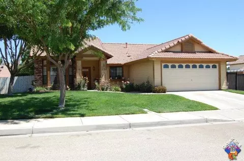 823 E Avenue K11, Lancaster, CA 93535 photo 1