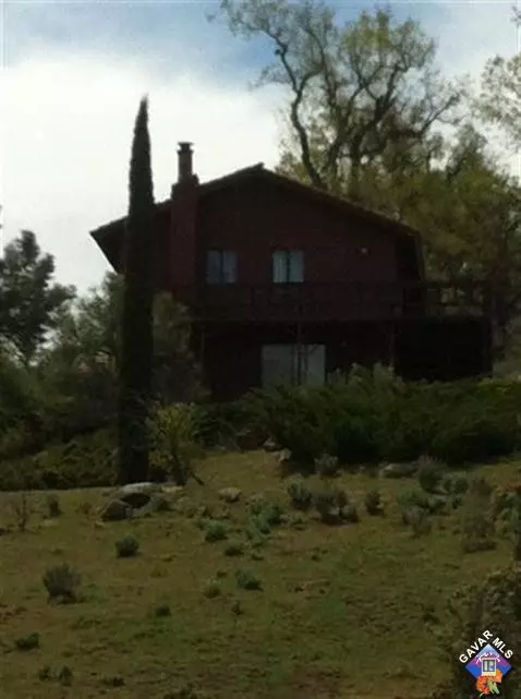 26180 Columbia Way, Tehachapi, CA 93561 photo 2