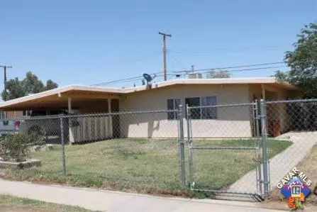 38828 8th St E, Palmdale, CA 93550 photo 2