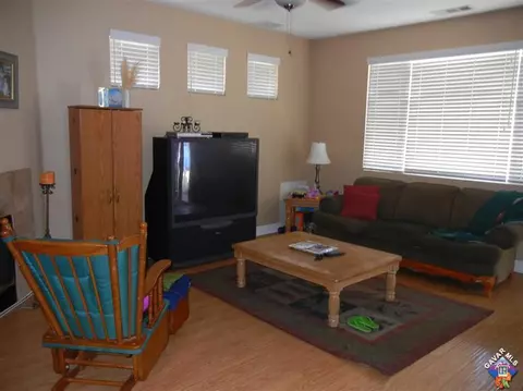 1609 Sutherland St, Lancaster, CA 93534 photo 6