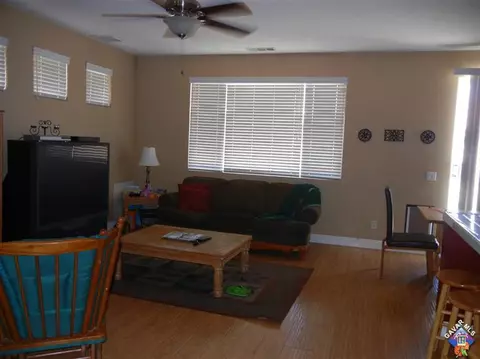 1609 Sutherland St, Lancaster, CA 93534 photo 8