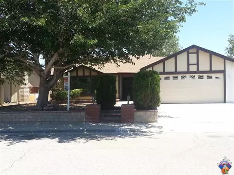 37742 Mentor Ct, Palmdale, CA 93550 photo 1