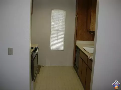 2554 Olive Dr #175, Palmdale, CA 93550 photo 4