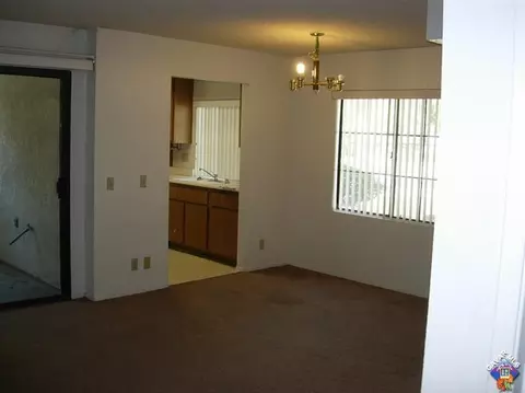 2554 Olive Dr #175, Palmdale, CA 93550 photo 2