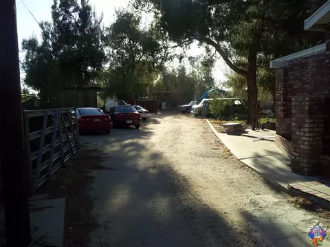 43119 7th St, Lancaster, CA 93535 photo 2