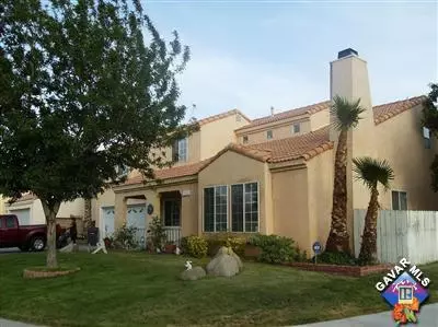 5032 E Adobe Dr, Palmdale, CA 93552 photo 2