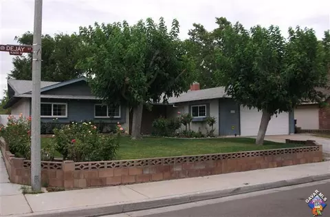 43636 Dejay St, Lancaster, CA 93536 photo 2