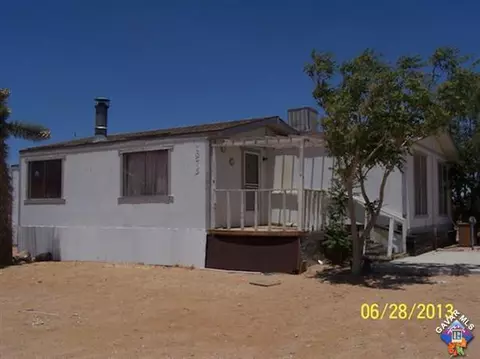 10558 Division St, Mojave, CA 93501 photo 2