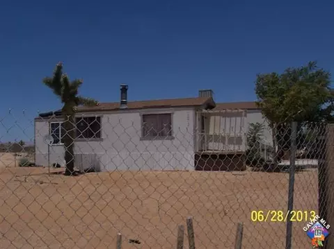10558 Division St, Mojave, CA 93501 photo 1