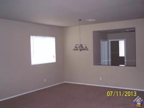 1418 Green St S, Tehachapi, CA 93561 photo 2
