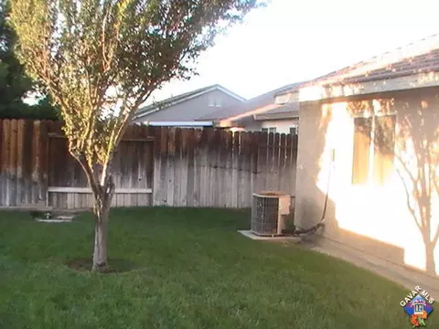 43255 E 33rd St, Lancaster, CA 93535 photo 3