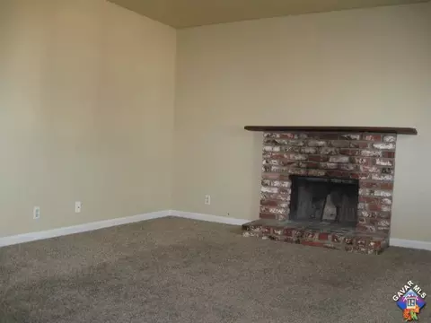 44734 27th St E, Lancaster, CA 93535 photo 3