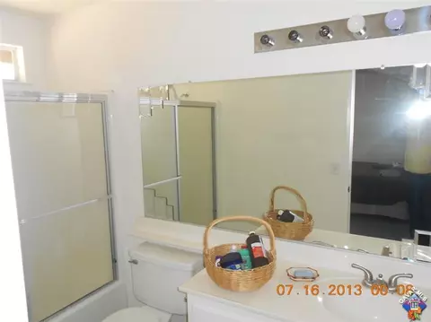 6147 Katrina Pl, Palmdale, CA 93552 photo 5
