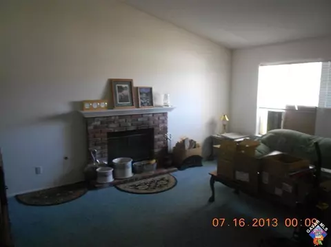 6147 Katrina Pl, Palmdale, CA 93552 photo 7