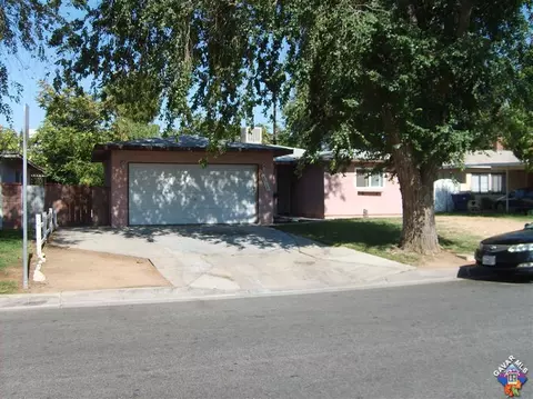 44008 Cedar Ave, Lancaster, CA 93534 photo 3