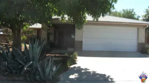 656 E Avenue J9, Lancaster, CA 93535 photo 1